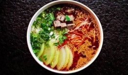 网红爆料兰州拉面视频播放,兰州拉面制作全过程，视频播放引热议