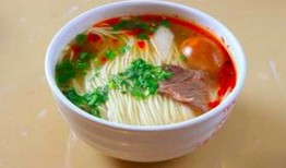 网红爆料兰州拉面视频播放,兰州拉面制作全过程，视频播放引热议