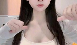 萝莉吃瓜网红,揭秘网络红人的成长之路