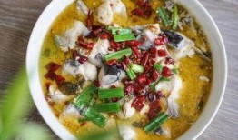 男子爆料酸菜鱼视频全集,揭秘网红美食背后的真相